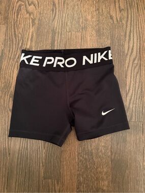 Size Small Girls - Nike Pro Shorts - bundle to discount!